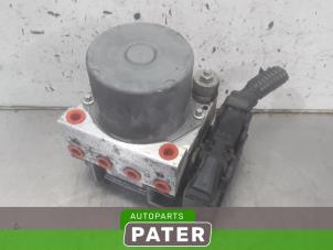 Used ABS pump Nissan Qashqai (J10) 1.6 16V Price € 52,50 Margin scheme offered by Autoparts Pater