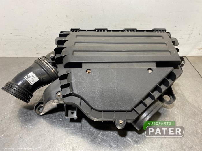 Begagnade Luftfilterhus Opel Combo 1.3 CDTI 16V Pris € 38,12 Inklusive moms erbjuds av Autoparts Pater