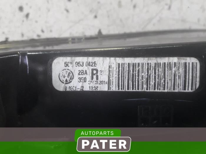 Indicator, right from a Volkswagen Beetle (16AB) 1.2 TSI 16V 2015