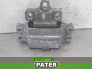 Used Engine mount Seat Altea (5P1) 2.0 TDI 16V FR Price € 26,25 Margin scheme offered by Autoparts Pater