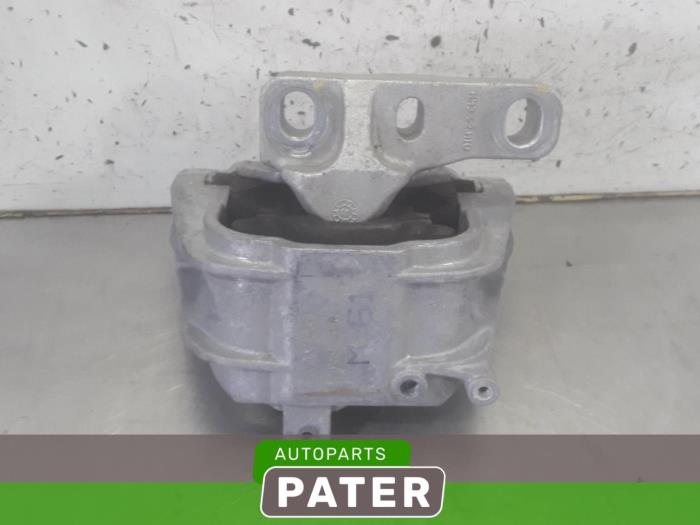 Usagé Support moteur Volkswagen Golf V (1K1) 1.6 Prix € 21,00 Règlement à la marge proposé par Autoparts Pater