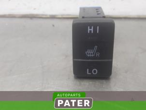 Used Seat heating switch Toyota Auris Touring Sports (E18) 1.8 16V Hybrid Price € 21,00 Margin scheme offered by Autoparts Pater