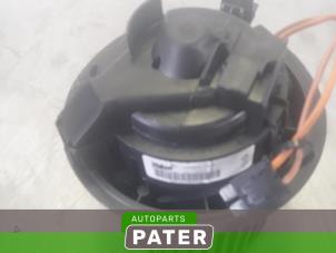 Used Heating and ventilation fan motor Renault Clio IV (5R) 1.5 dCi 90 FAP Price € 26,25 Margin scheme offered by Autoparts Pater