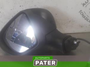 Used Wing mirror, left Renault Clio IV (5R) 0.9 Energy TCE 90 12V Price € 52,50 Margin scheme offered by Autoparts Pater