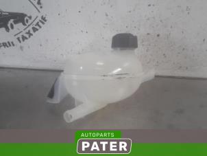 Used Expansion vessel Renault Clio IV (5R) 0.9 Energy TCE 90 12V Price € 15,75 Margin scheme offered by Autoparts Pater
