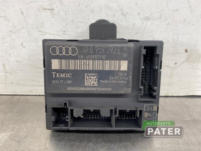 Używane Modul (rózne) Audi S6 Avant (C6) 5.2 V10 40V Cena € 15,75 Procedura marży oferowane przez Autoparts Pater