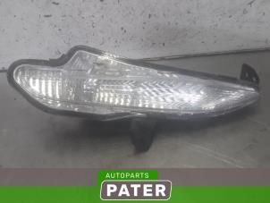 Used Indicator, right Peugeot 308 SW (L4/L9/LC/LJ/LR) 1.6 BlueHDi 115 Price € 26,25 Margin scheme offered by Autoparts Pater