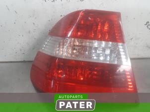 Used Taillight, left BMW 3 serie (E46/4) 316i 16V Price € 21,00 Margin scheme offered by Autoparts Pater