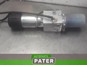 Used Tailgate motor Volvo V70 (BW) 1.6 DRIVe 16V Price € 78,75 Margin scheme offered by Autoparts Pater