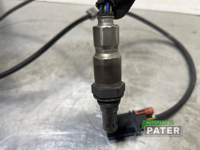 Lambda probe from a Volkswagen Polo V (6R) 1.4 TDI DPF BlueMotion technology 2014
