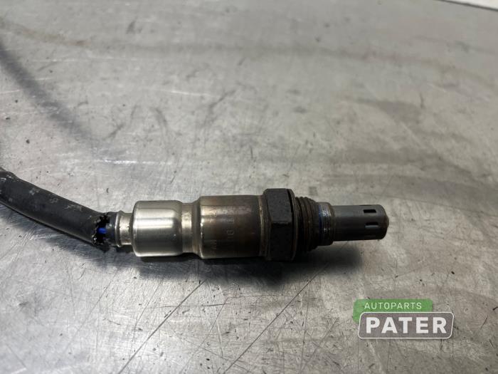 Lambda probe from a Volkswagen Polo V (6R) 1.4 TDI DPF BlueMotion technology 2014