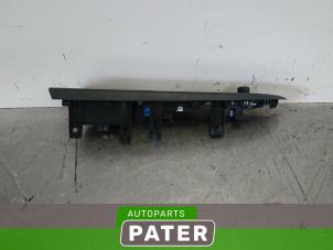 Used Electric window switch Opel Karl 1.0 12V Price € 52,50 Margin scheme offered by Autoparts Pater
