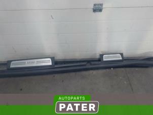 Used Side skirt, left Mini Countryman (R60) 1.6 16V Cooper Price € 63,00 Margin scheme offered by Autoparts Pater