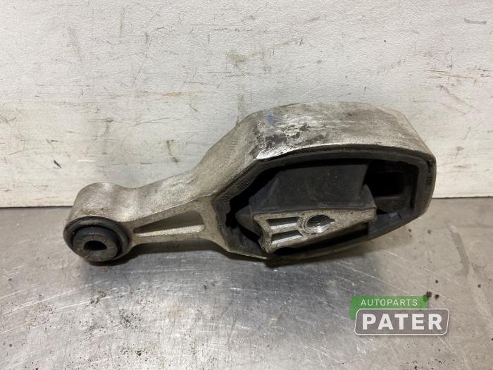 Usagé Support moteur Peugeot 208 I (CA/CC/CK/CL) 1.2 Vti 12V PureTech 82 Prix € 10,50 Règlement à la marge proposé par Autoparts Pater