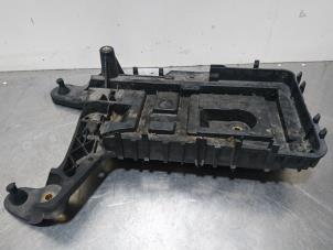 Used Battery box Seat Altea XL (5P5) 1.2 TSI Price € 10,50 Margin scheme offered by Autoparts Pater