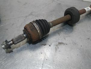 Used Front drive shaft, right Renault Twingo II (CN) 1.2 16V Price € 31,50 Margin scheme offered by Autoparts Pater