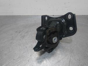 Used Gearbox mount Toyota Auris Touring Sports (E18) 1.8 16V Hybrid Price € 42,00 Margin scheme offered by Autoparts Pater