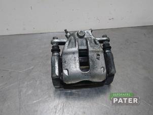 Used Front brake calliper, right Renault Captur (2R) 0.9 Energy TCE 12V Price € 78,75 Margin scheme offered by Autoparts Pater