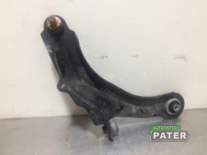 Used Front lower wishbone, right Renault Captur (2R) 0.9 Energy TCE 12V Price € 63,00 Margin scheme offered by Autoparts Pater