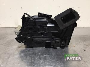 Used Rear door mechanism 4-door, right Volkswagen Polo V (6R) 1.2 12V Price € 26,25 Margin scheme offered by Autoparts Pater