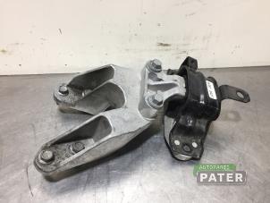 Used Gearbox mount Opel Karl 1.0 12V Price € 42,00 Margin scheme offered by Autoparts Pater