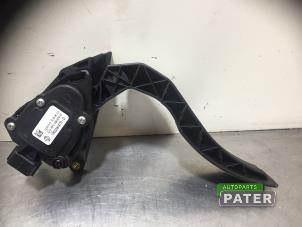 Used Accelerator pedal Renault Clio IV (5R) 0.9 Energy TCE 90 12V Price € 52,50 Margin scheme offered by Autoparts Pater