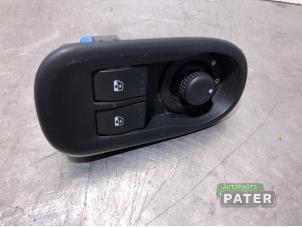 Used Multi-functional window switch Renault Master IV (MA/MB/MC/MD/MH/MF/MG/MH) 2.3 dCi 16V Price € 31,76 Inclusive VAT offered by Autoparts Pater
