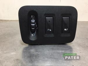 Used Height control switch Renault Master IV (MA/MB/MC/MD/MH/MF/MG/MH) 2.3 dCi 16V Price € 31,76 Inclusive VAT offered by Autoparts Pater