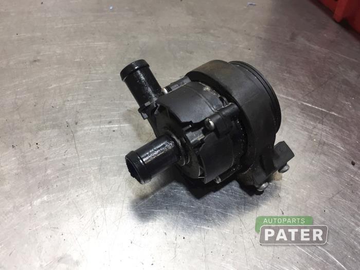 Begagnade Vattenpump Renault Master III (MA/MB/MC/MD/MH/MF/MG/MH) 2.3 dCi 16V Pris € 38,12 Inklusive moms erbjuds av Autoparts Pater