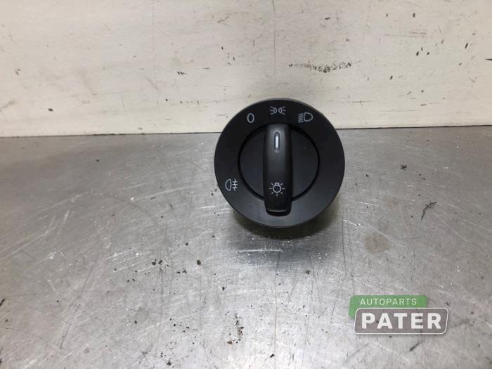 Light switch from a Volkswagen Up! (121) 1.0 12V 60 2017