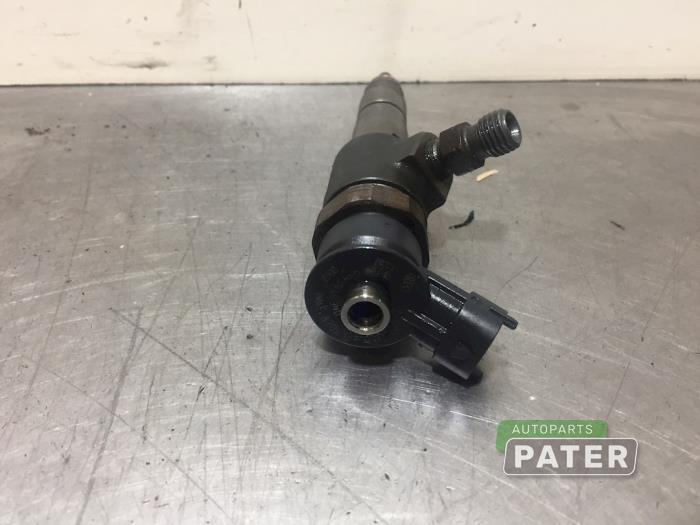 Usagé Injecteurs Peugeot Partner Tepee (7A/B/C/D/E/F/G/J/P/S) 1.6 HDI 92 Phase 2 Prix € 42,00 Règlement à la marge proposé par Autoparts Pater