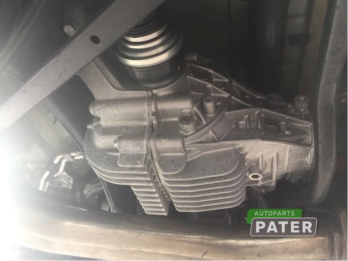 Rear differential from a Porsche Cayenne Coupe (9YB) 3.0 V6 24V Turbo 2019