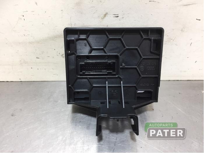 Używane Modul keyless vehicle Audi A1 Sportback (8XA/8XF) 1.0 TFSI Ultra 12V Cena € 78,75 Procedura marży oferowane przez Autoparts Pater