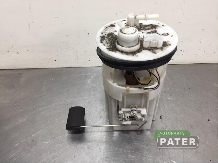 Usagé Pompe essence Kia Picanto (BA) 1.0 12V Prix € 21,00 Règlement à la marge proposé par Autoparts Pater