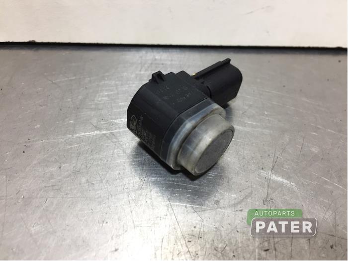 Usados Sensor PDC Ford Focus 3 Wagon 1.0 Ti-VCT EcoBoost 12V 125 Precio € 26,25 Norma de margen ofrecido por Autoparts Pater