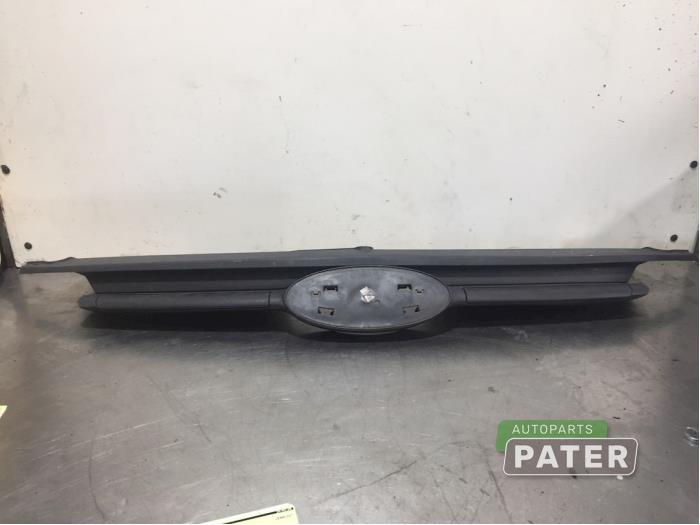 Begagnade Grill Ford Transit Connect (PJ2) 1.6 TDCi 16V 75 Pris € 63,53 Inklusive moms erbjuds av Autoparts Pater
