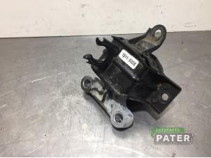 Used Engine mount Opel Karl 1.0 12V Price € 31,50 Margin scheme offered by Autoparts Pater