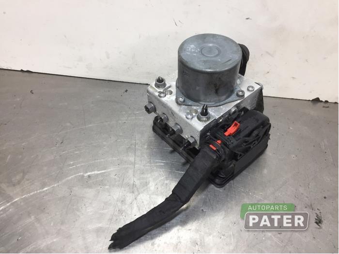 Używane Pompa ABS Skoda Citigo 1.0 12V Cena € 52,50 Procedura marży oferowane przez Autoparts Pater