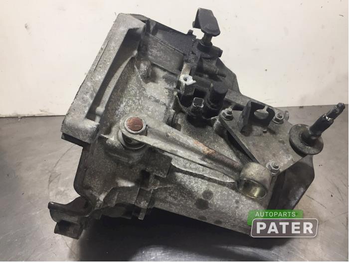 Gearbox Peugeot 206 1.4 16V - 20CP23 - Autoparts Pater