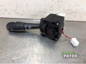 Used Light switch Renault Captur (2R) 0.9 Energy TCE 12V Price € 52,50 Margin scheme offered by Autoparts Pater