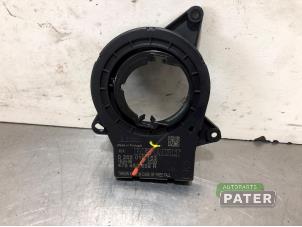 Used Steering angle sensor Renault Captur (2R) 0.9 Energy TCE 12V Price € 78,75 Margin scheme offered by Autoparts Pater