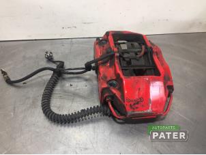 Used Front brake calliper, right Porsche 911 (996) 3.6 Carrera 4 24V Price € 210,00 Margin scheme offered by Autoparts Pater