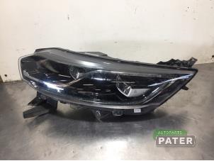 Used Headlight, left Renault Espace (RFCJ) 1.8 Energy Tce 225 EDC Price € 262,50 Margin scheme offered by Autoparts Pater