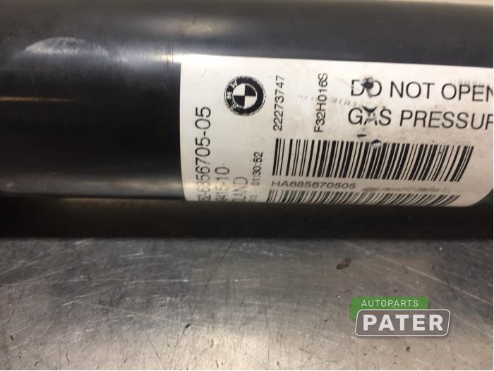 Rear shock absorber, left BMW 3 serie 320d 2.0 16V naロードスター  砲弾マフラー
