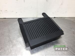 Used Radio amplifier Volvo V70 (BW) 2.4 D5 20V Price € 78,75 Margin scheme offered by Autoparts Pater