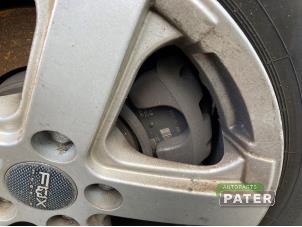 Used Rear brake calliper, left Volkswagen Crafter (SY) 2.0 TDI Price € 95,29 Inclusive VAT offered by Autoparts Pater