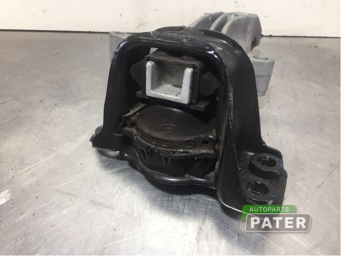 Used Engine mount Nissan Qashqai (J11) 1.5 dCi DPF Price € 31,50 Margin scheme offered by Autoparts Pater