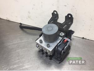 Usagé Pompe ABS Volkswagen Crafter (SY) 2.0 TDI Prix € 381,15 Prix TTC proposé par Autoparts Pater