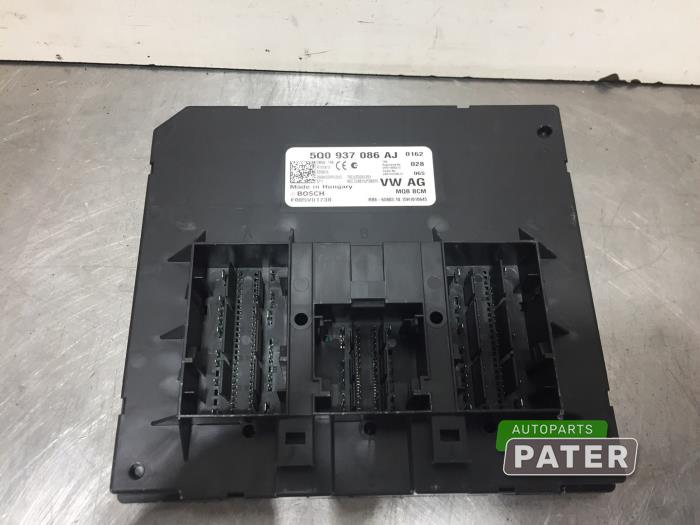 Używane Sterownik Body Control Volkswagen Golf VII Variant (AUVV) 1.6 TDI BlueMotion 16V Cena € 78,75 Procedura marży oferowane przez Autoparts Pater