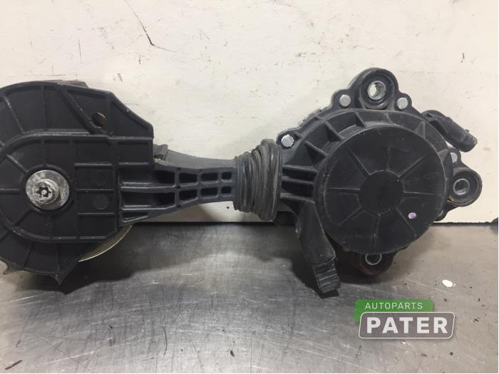 Usados Tensor correa múltiple BMW 1 serie (F20) 118i 1.6 16V Precio € 26,25 Norma de margen ofrecido por Autoparts Pater